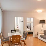 아파트 Design Zell Am 젤암제